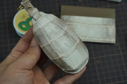 Aston Martin - Himalayan / Crocodile Leather - Image 7