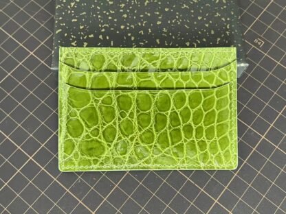 Cardholder Green crocodile skin (glossy)